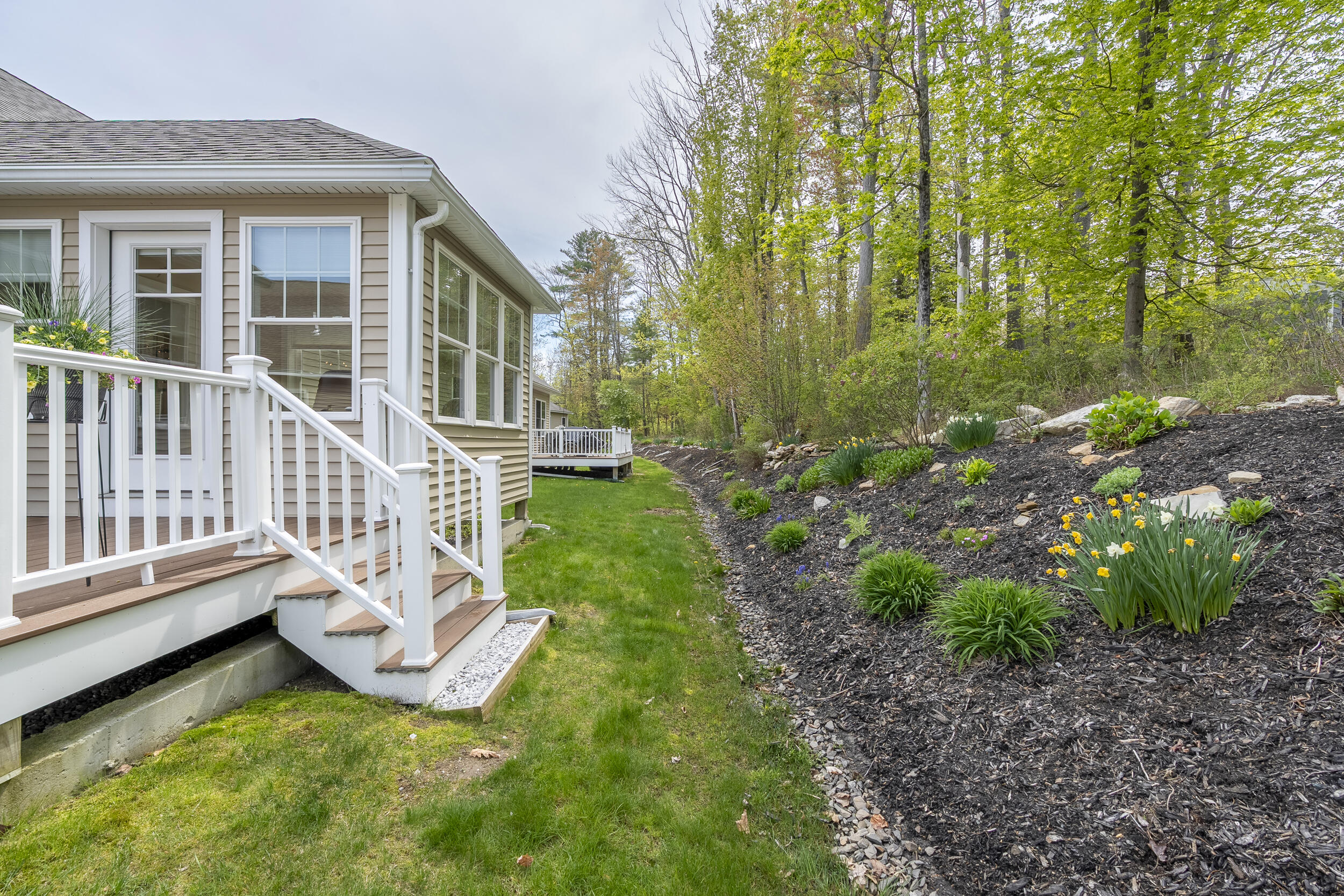 375 Pride Street, 32