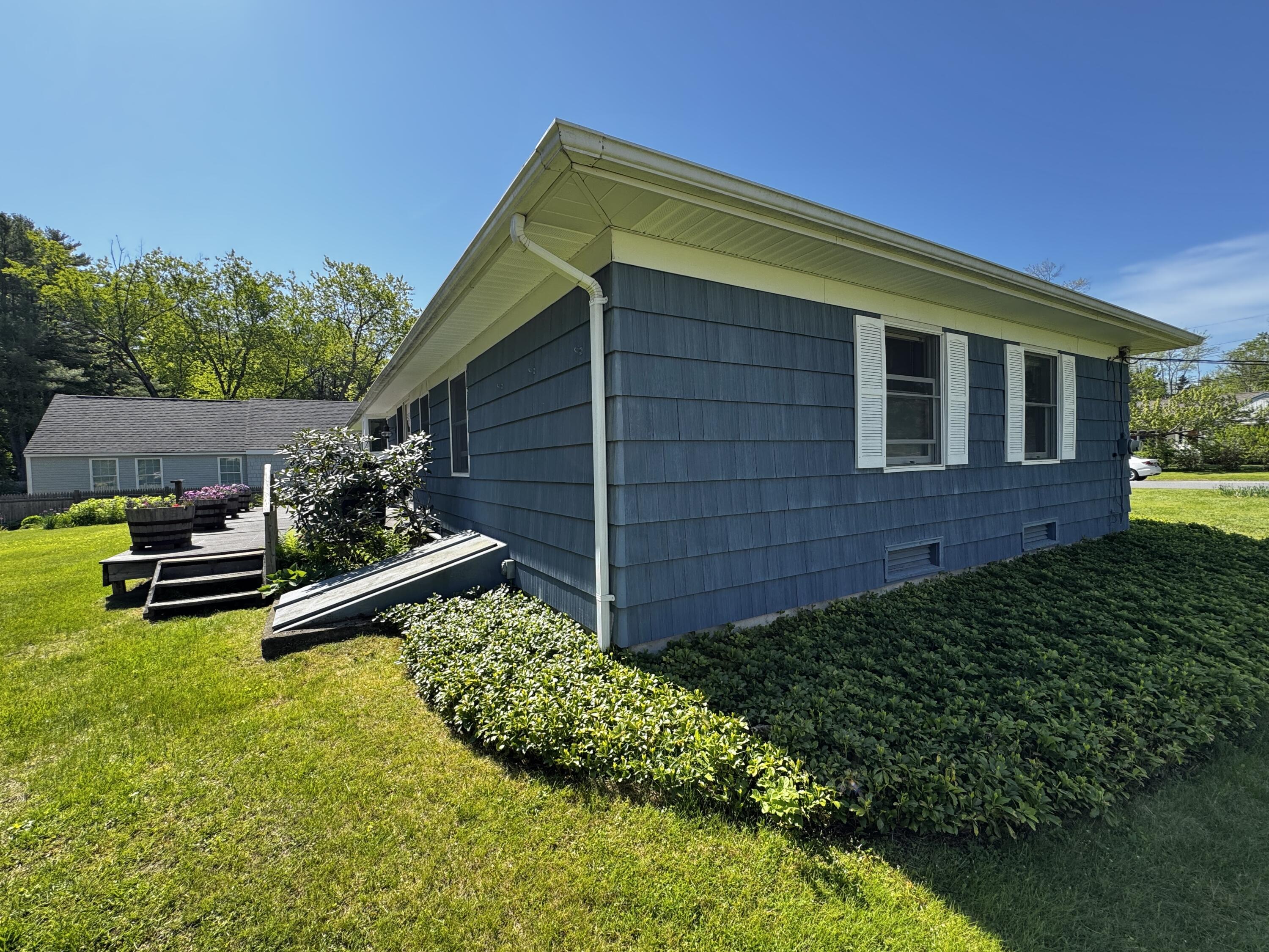18 Rand Road