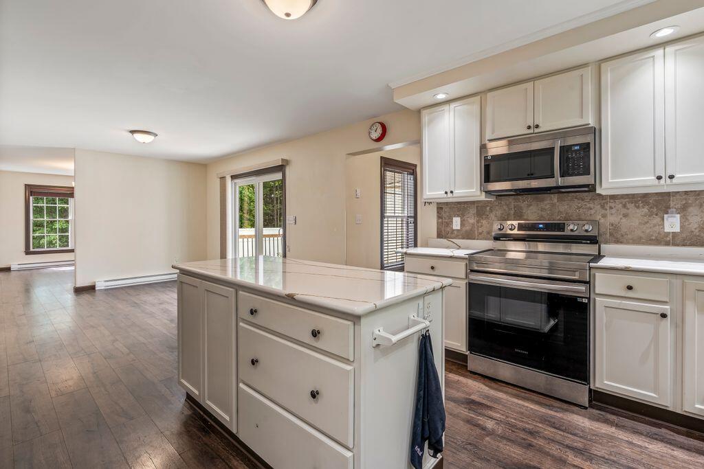 4 Dresser Road