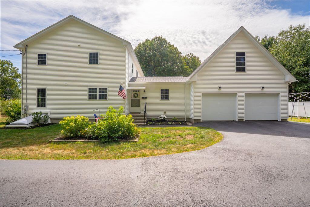 4 Dresser Road