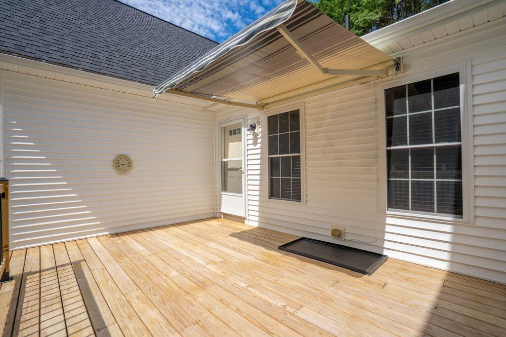 4 Dresser Road