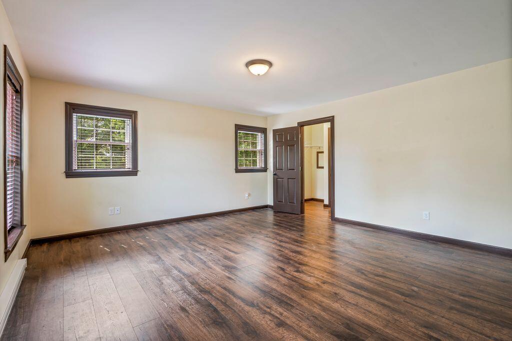 4 Dresser Road
