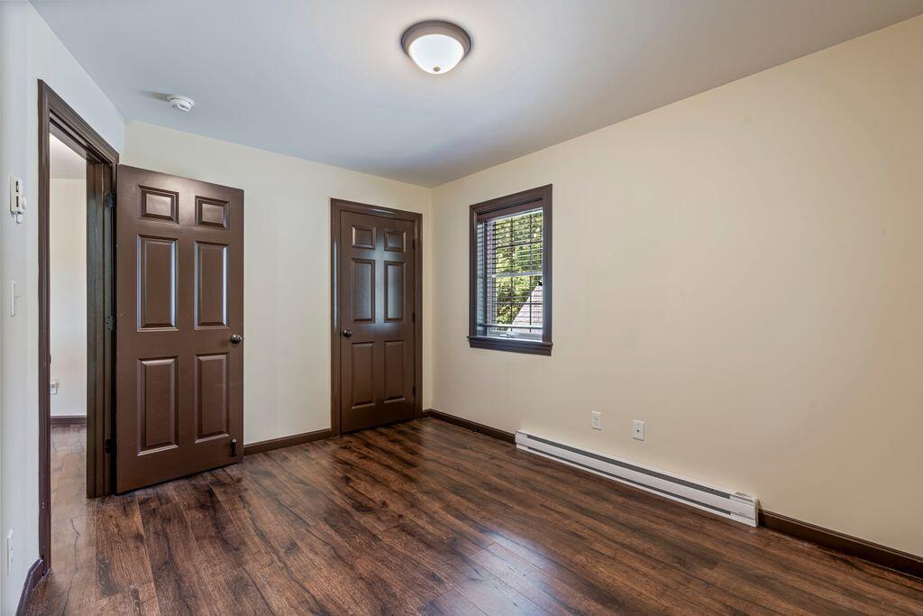 4 Dresser Road