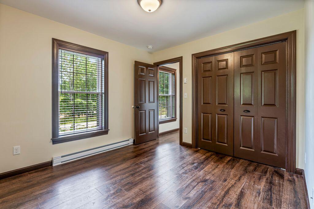 4 Dresser Road