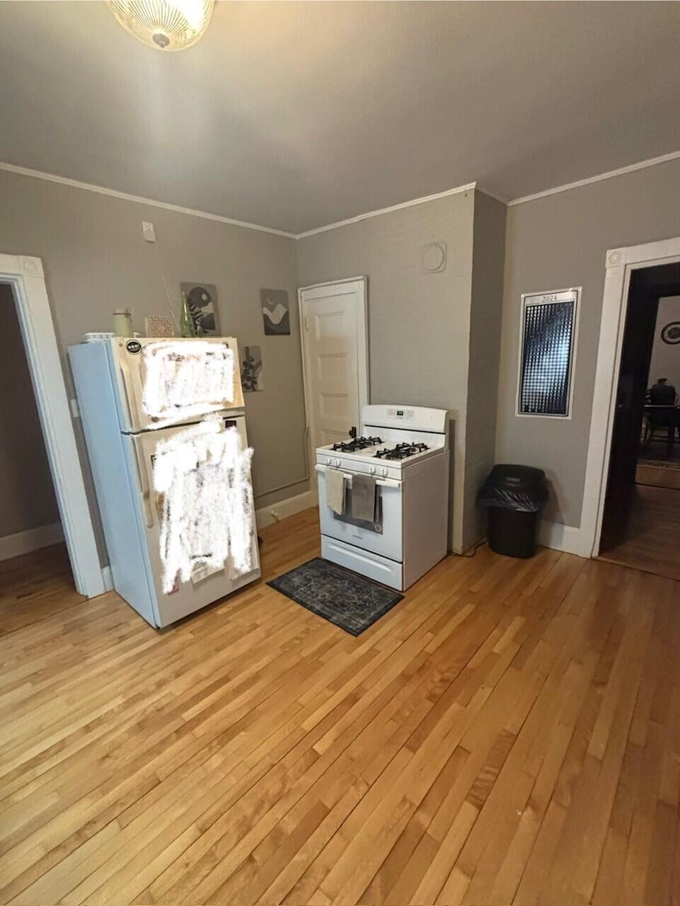 49 Montrose Avenue