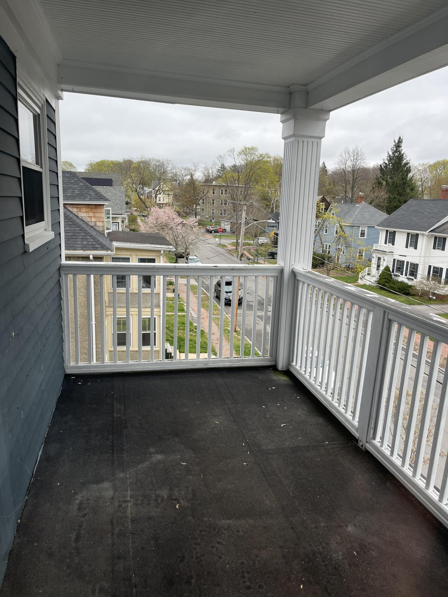 49 Montrose Avenue