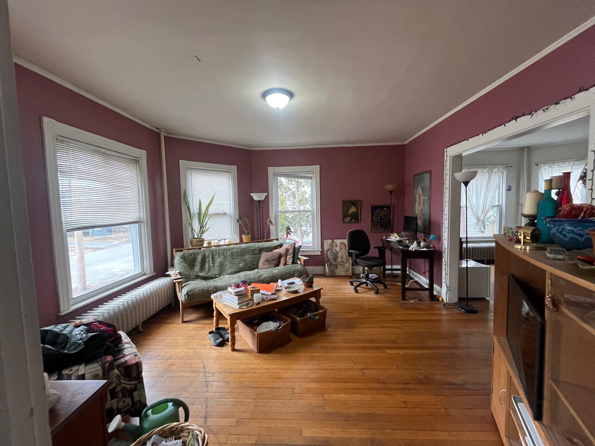 49 Montrose Avenue