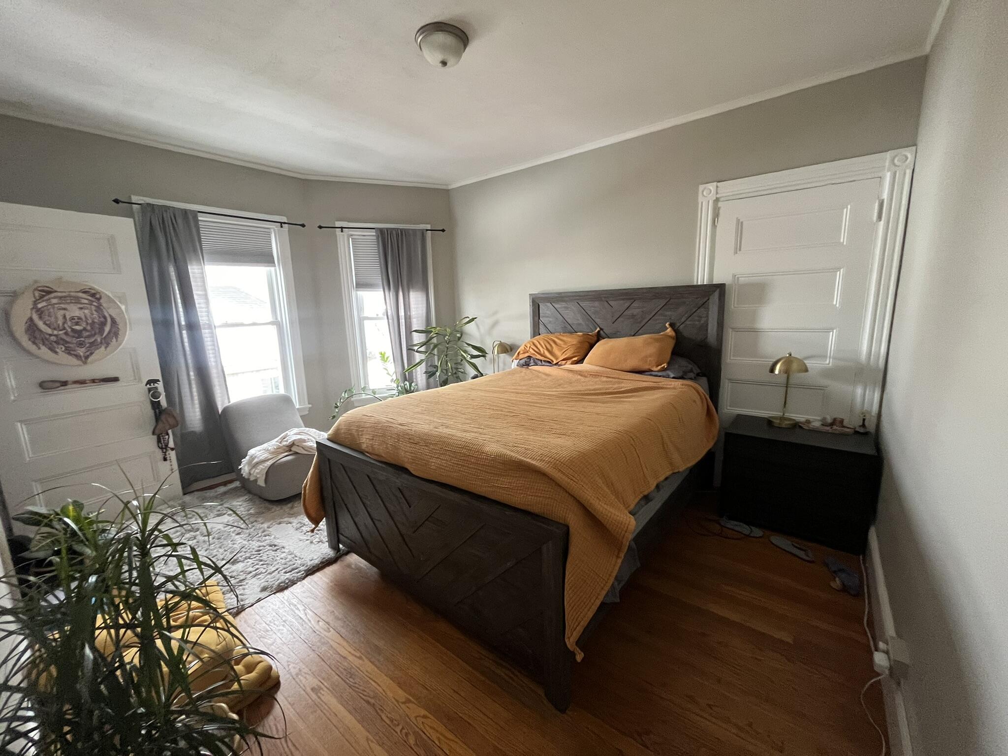 49 Montrose Avenue