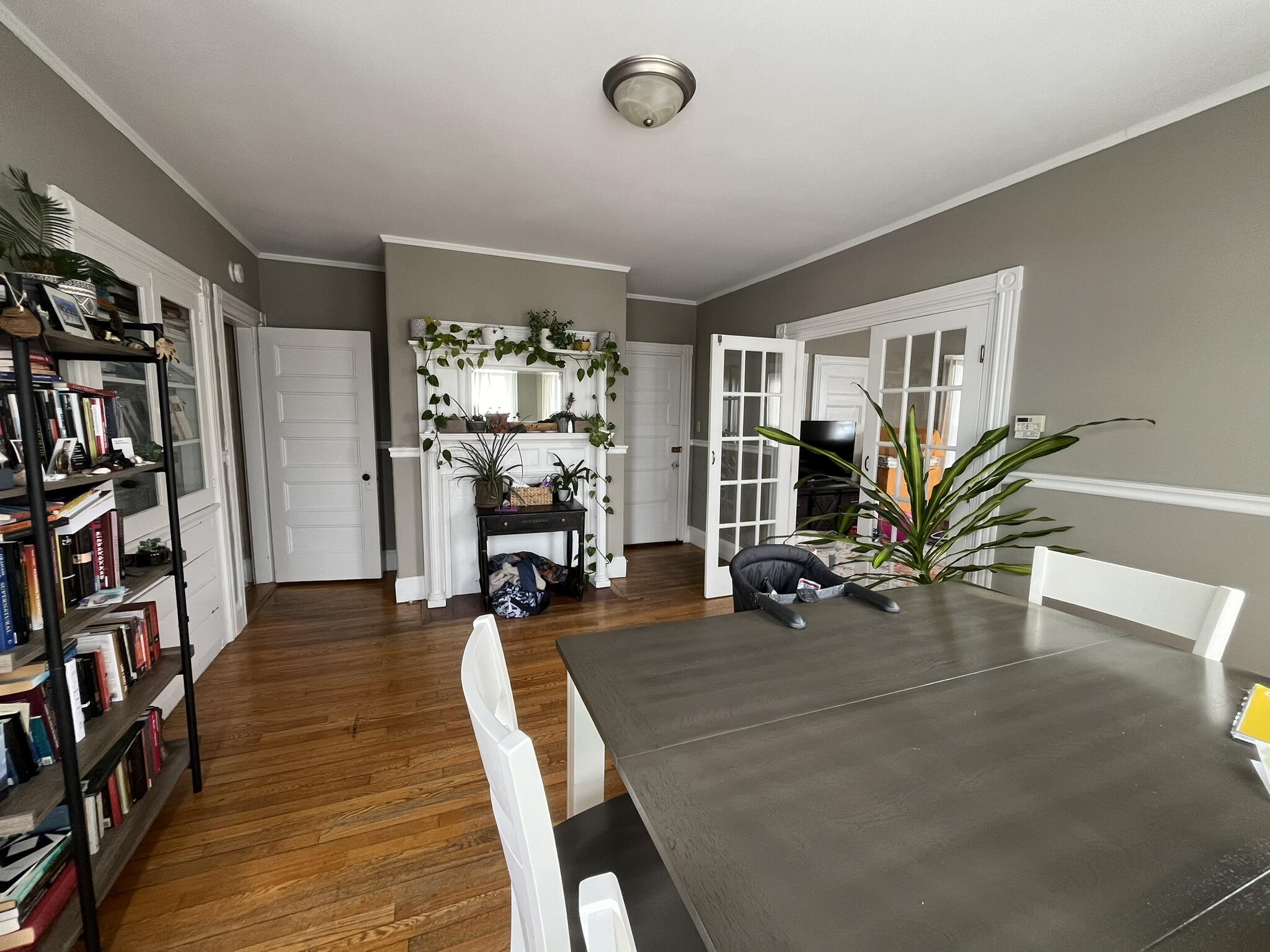 49 Montrose Avenue