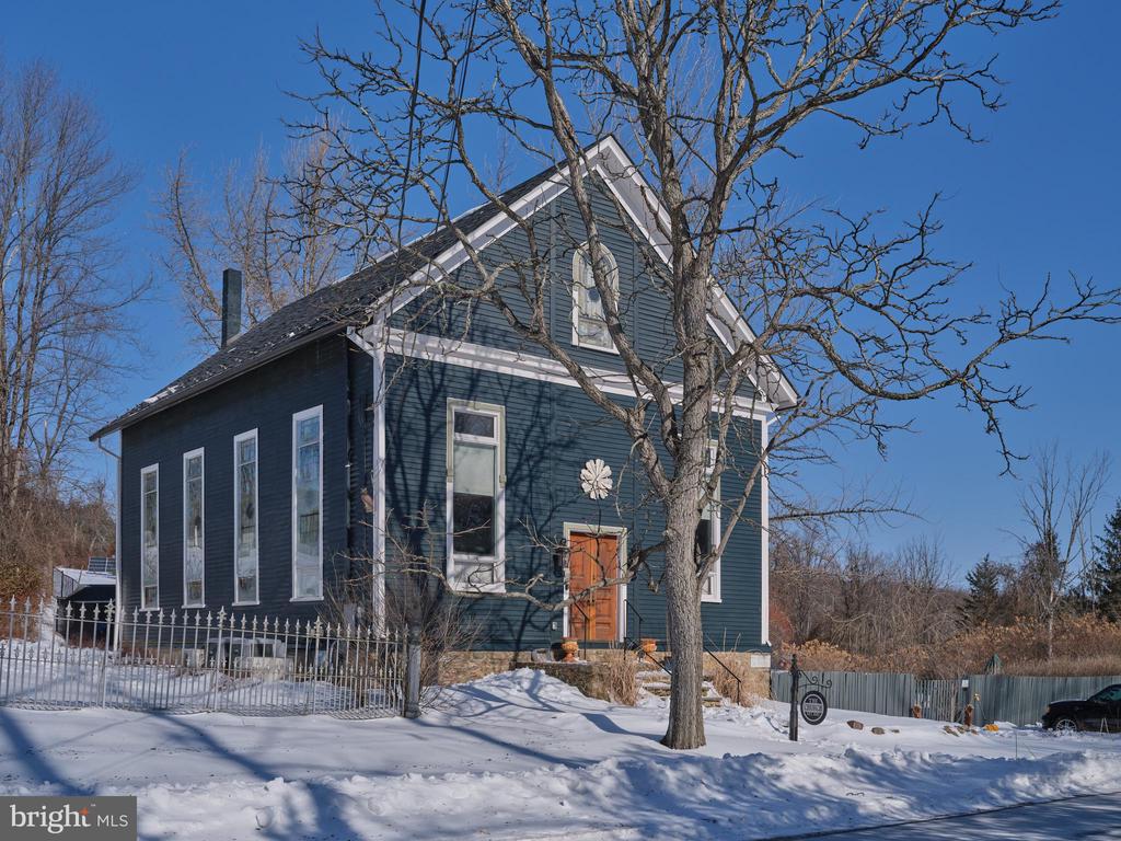 5 WATER STREET