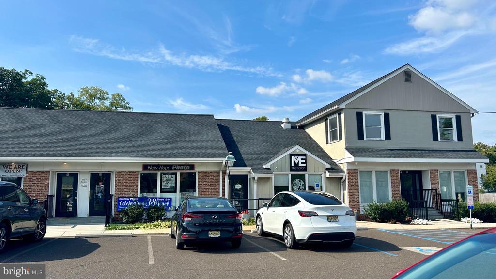 358 W BRIDGE STREET