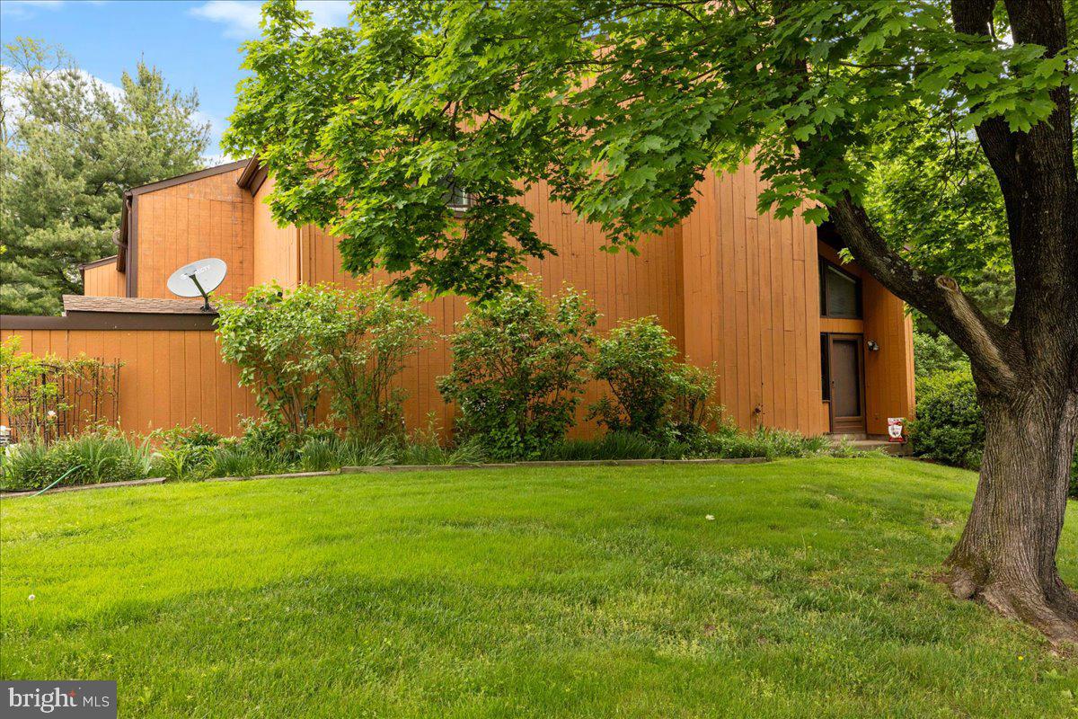 29 ARDEN WAY