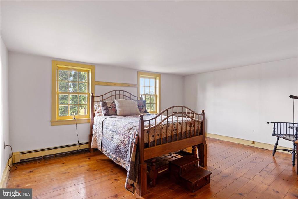 5322 CARVERSVILLE ROAD