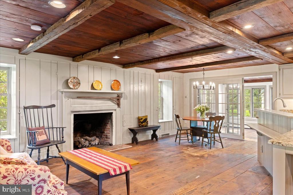 5322 CARVERSVILLE ROAD