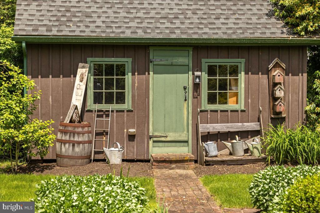 5322 CARVERSVILLE ROAD