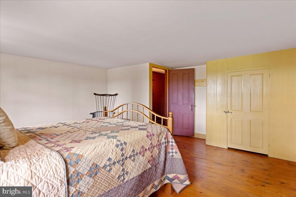 5322 CARVERSVILLE ROAD