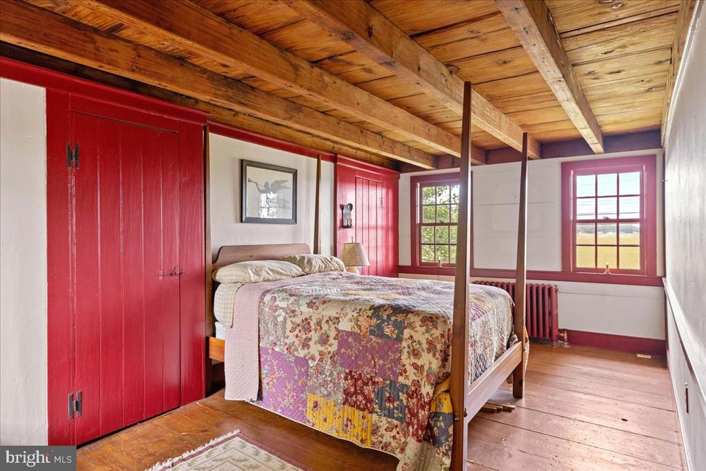 5322 CARVERSVILLE ROAD