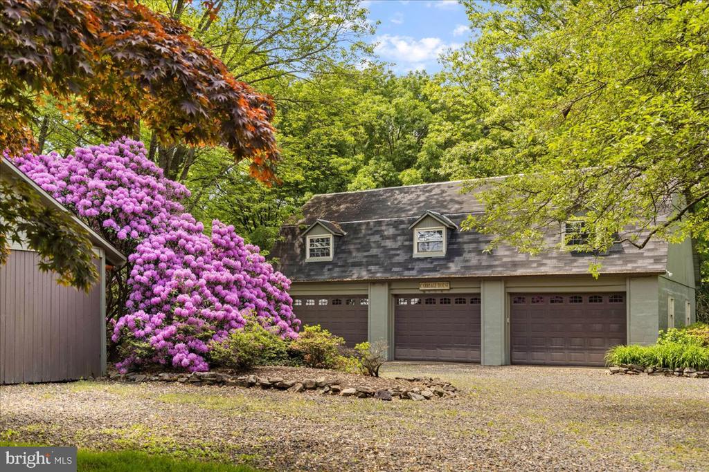 5322 CARVERSVILLE ROAD