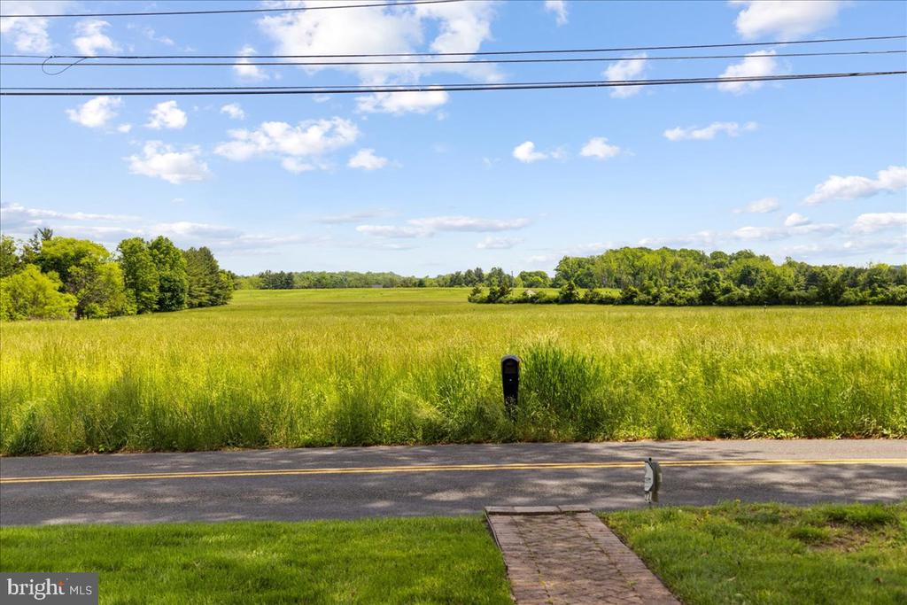 5322 CARVERSVILLE ROAD