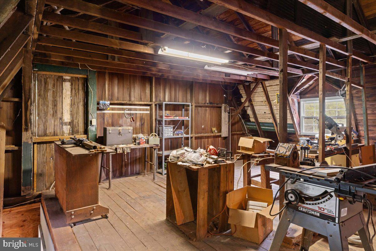 5322 CARVERSVILLE ROAD