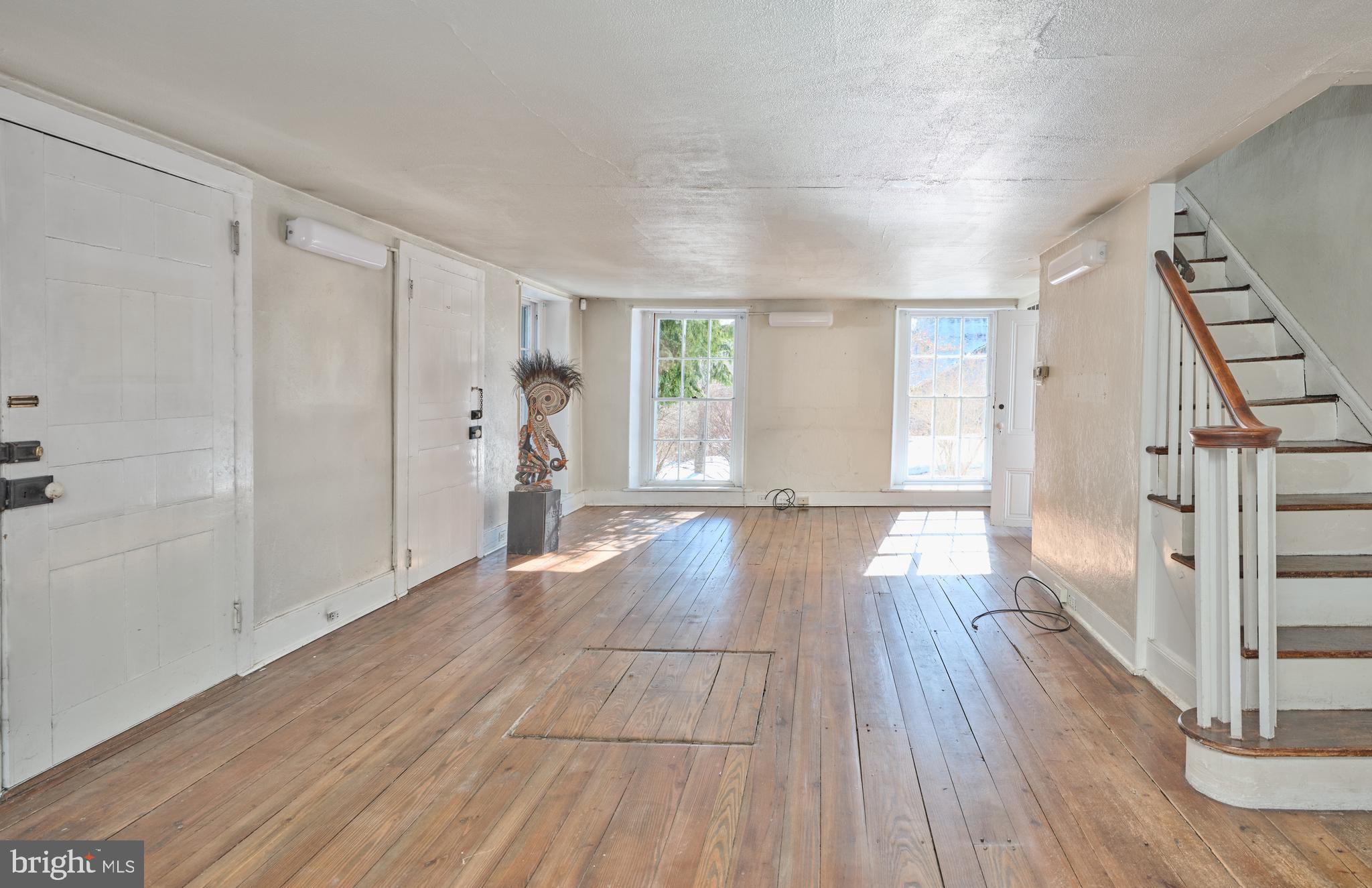 1808 BUSTLETON PIKE