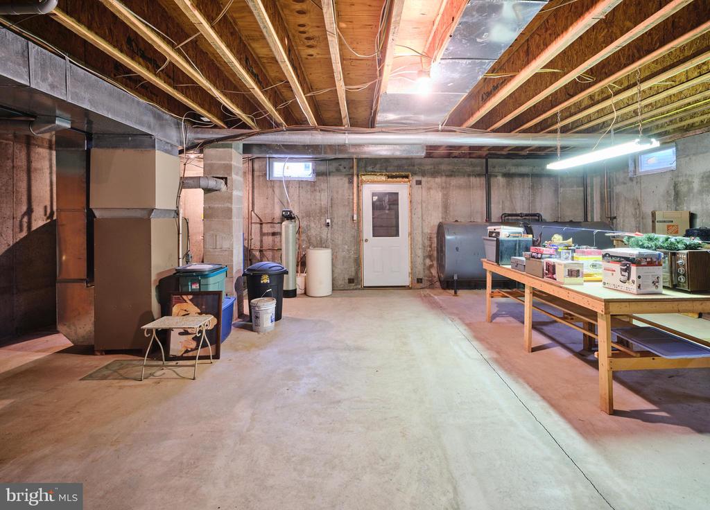 810 CALLOWHILL ROAD