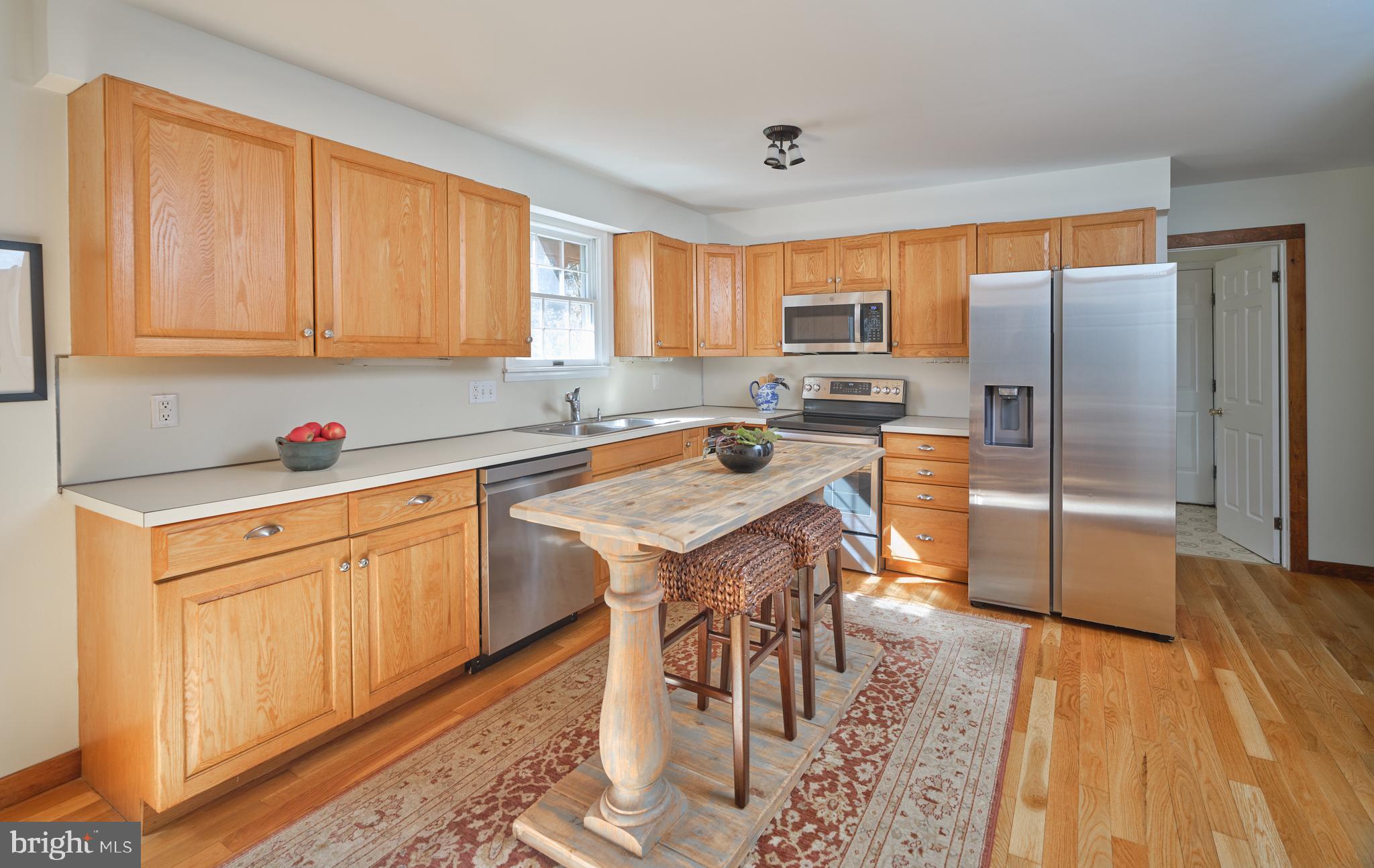 6724 UPPER YORK ROAD