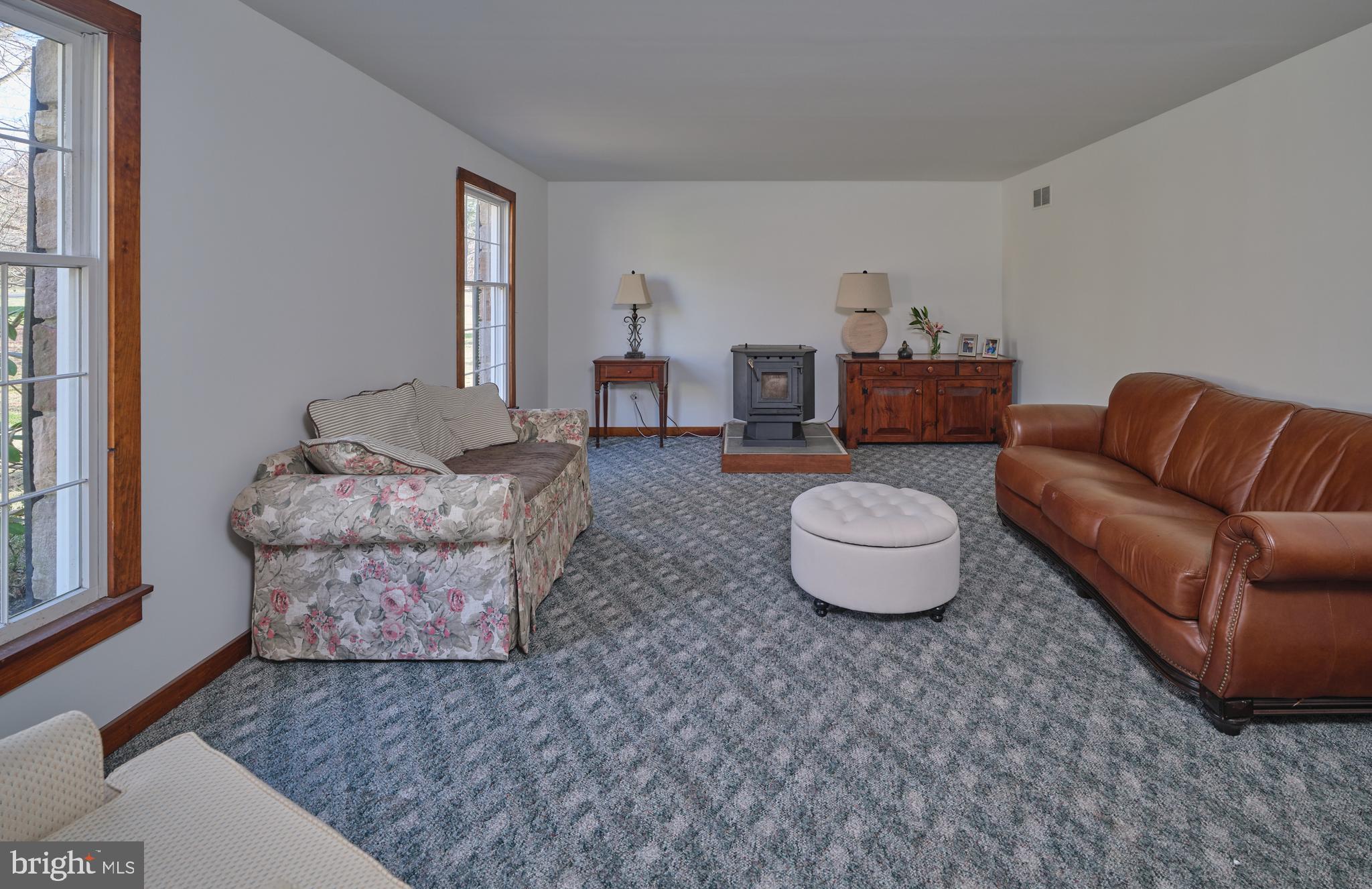 6724 UPPER YORK ROAD