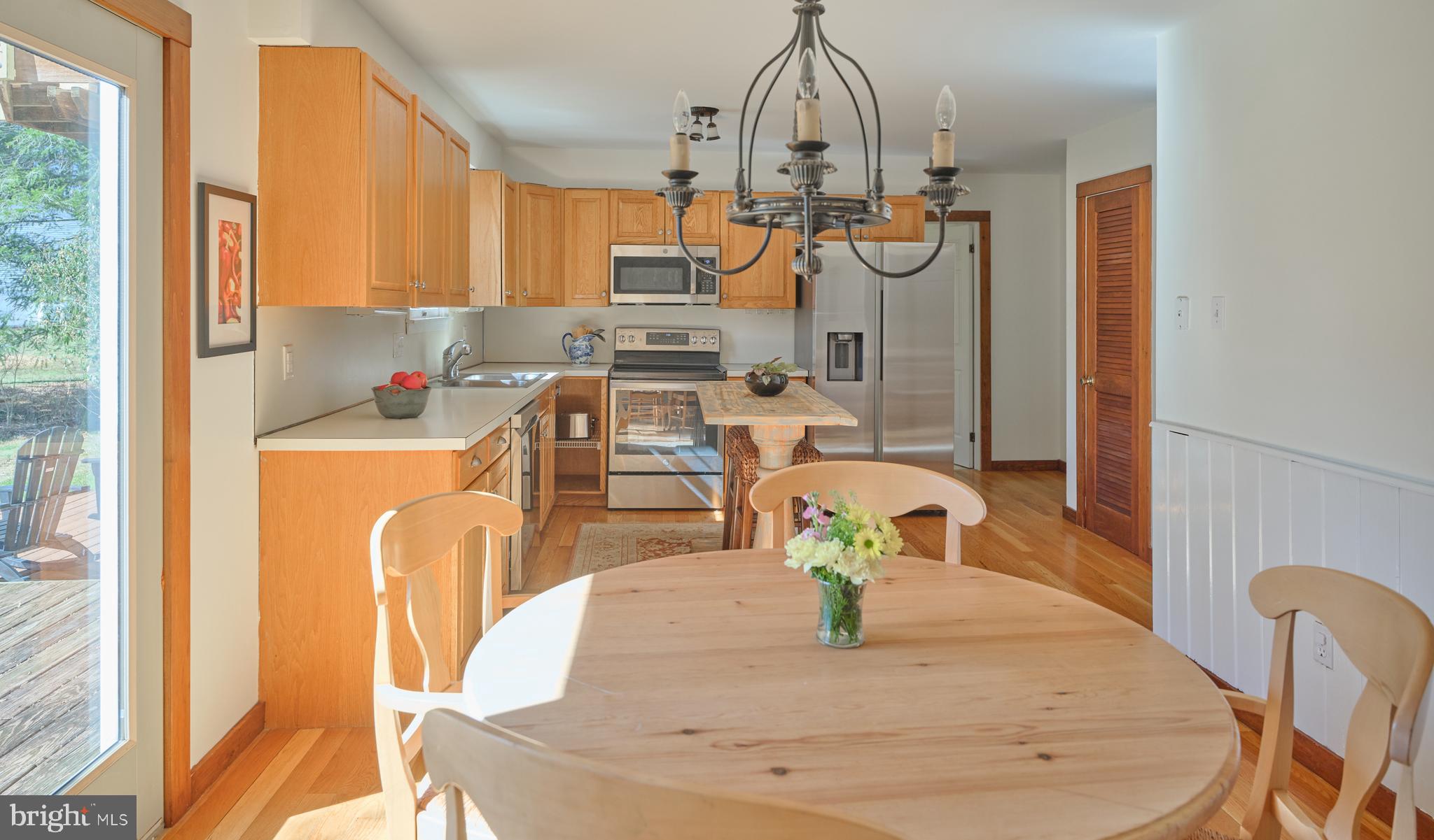 6724 UPPER YORK ROAD