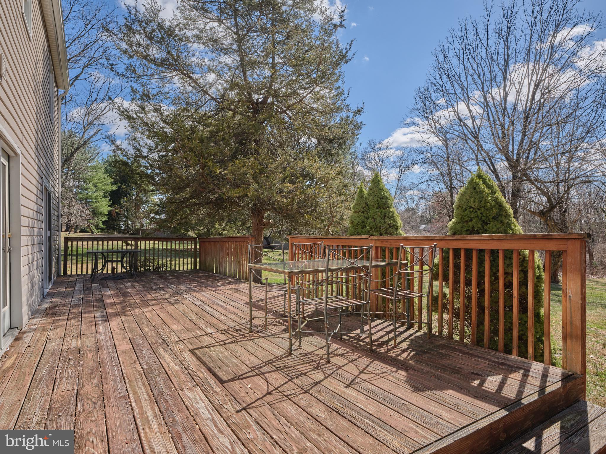 6724 UPPER YORK ROAD