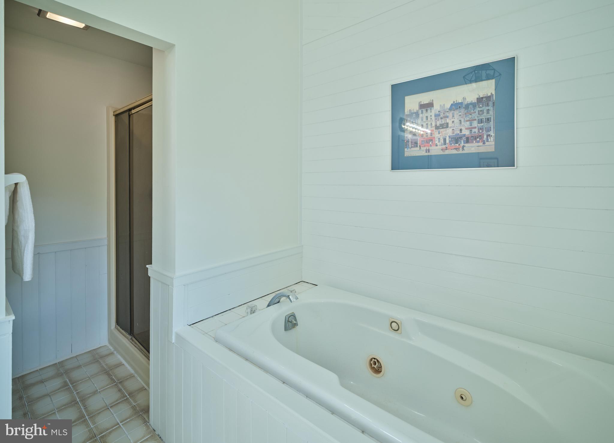 6724 UPPER YORK ROAD