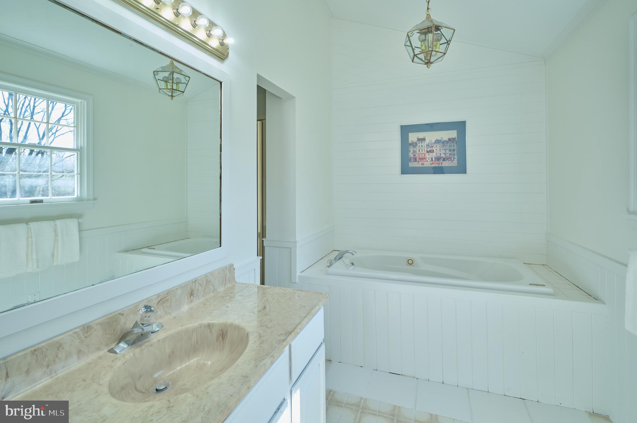 6724 UPPER YORK ROAD