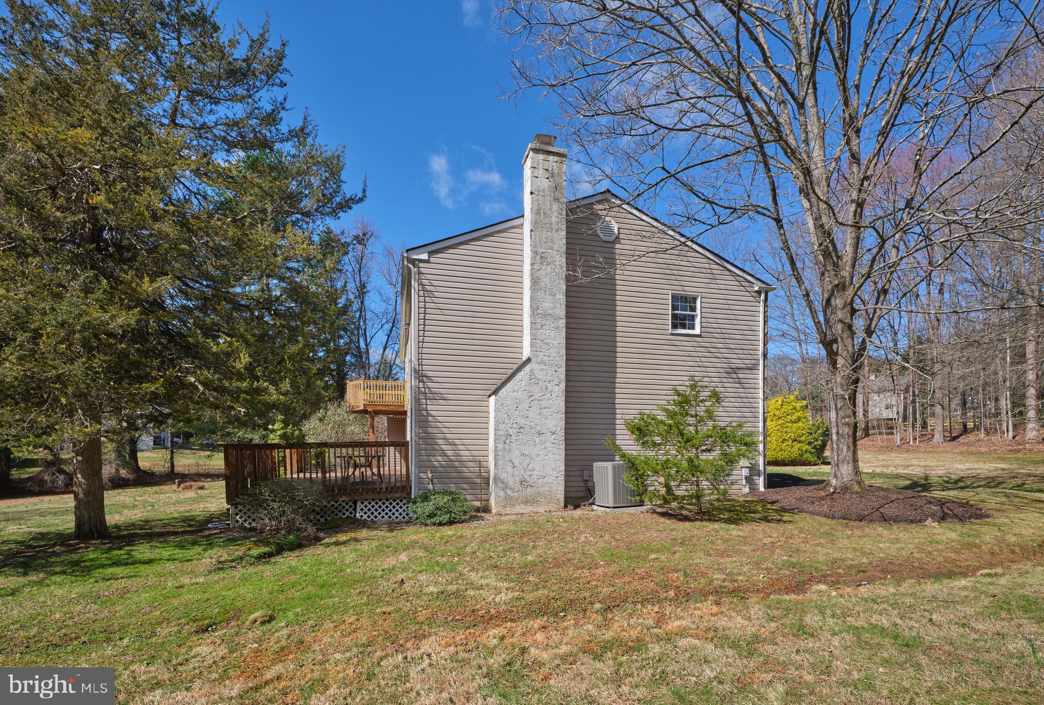 6724 UPPER YORK ROAD