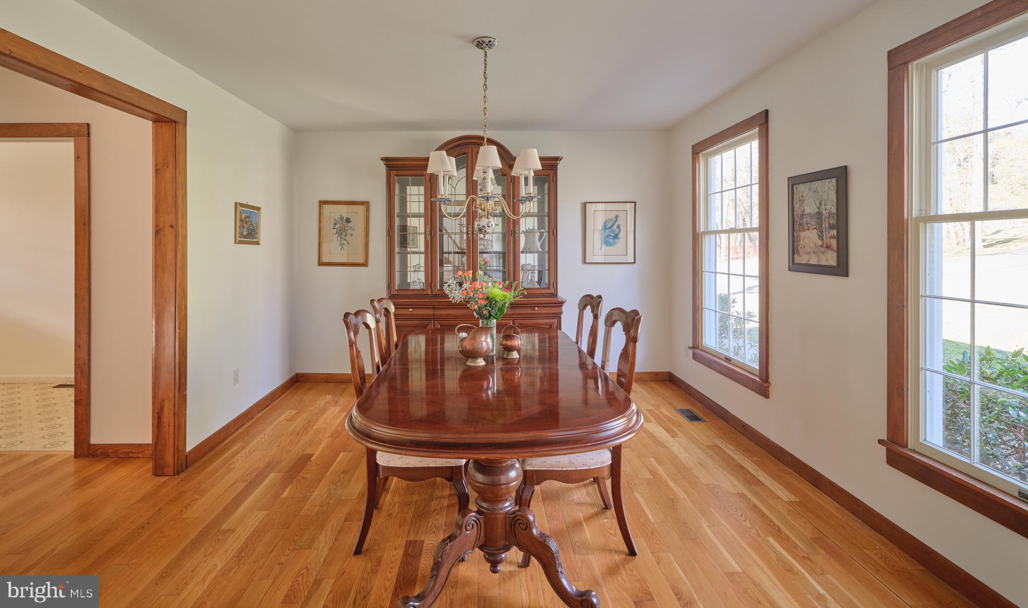 6724 UPPER YORK ROAD