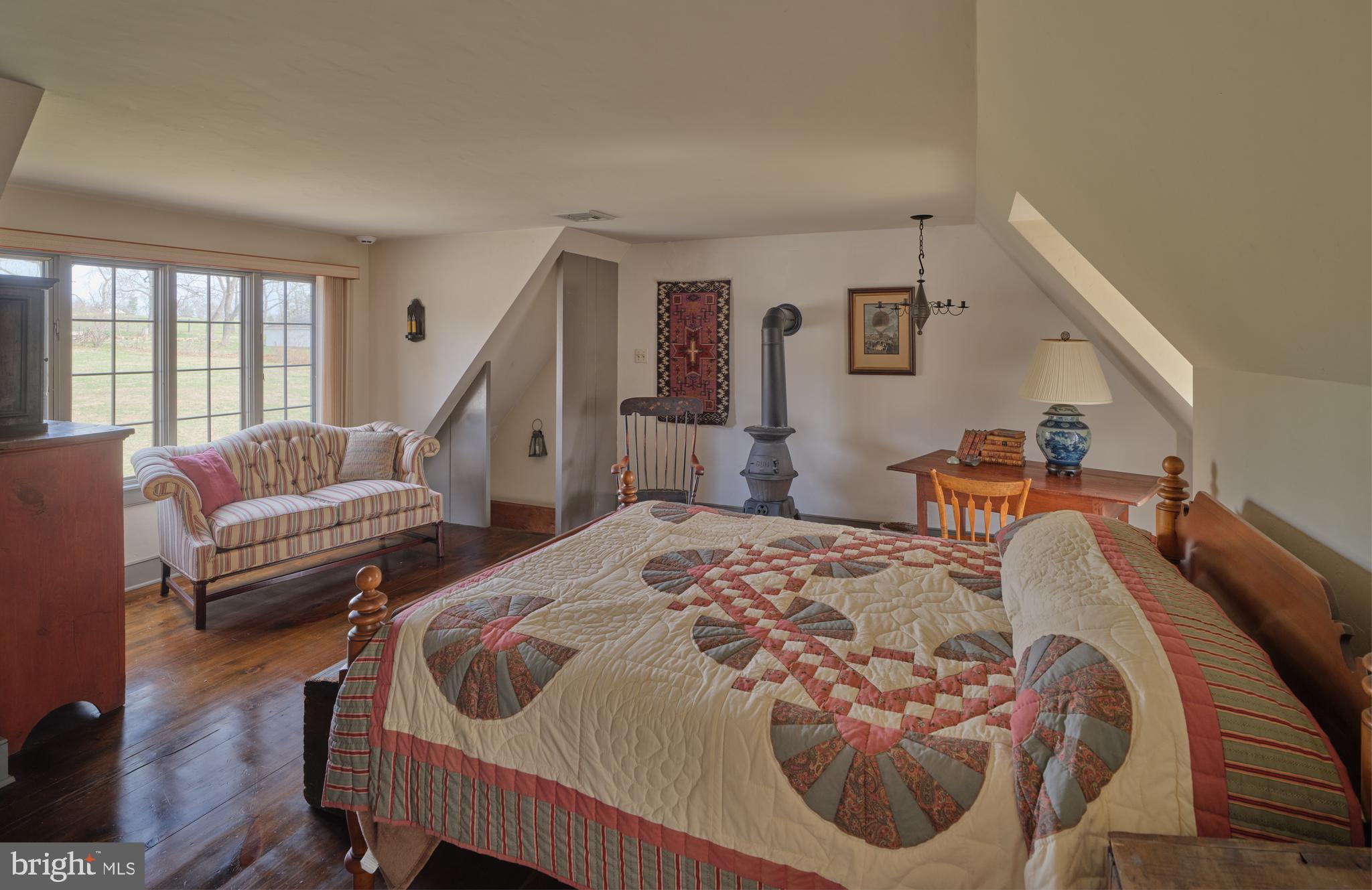 6049 PIDCOCK CREEK ROAD