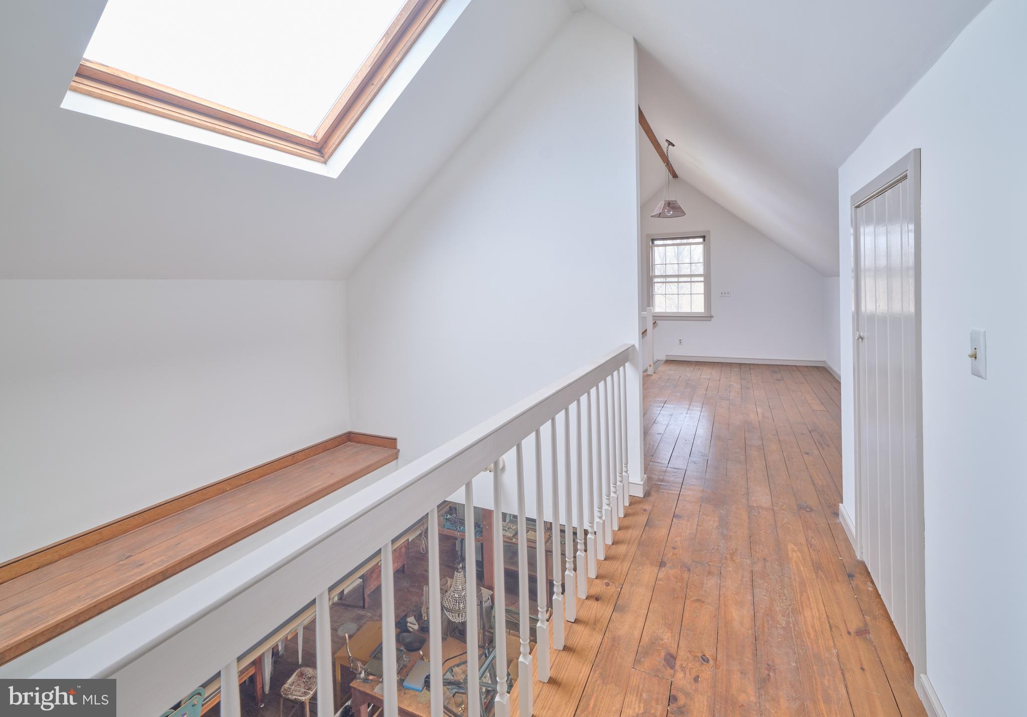 6049 PIDCOCK CREEK ROAD