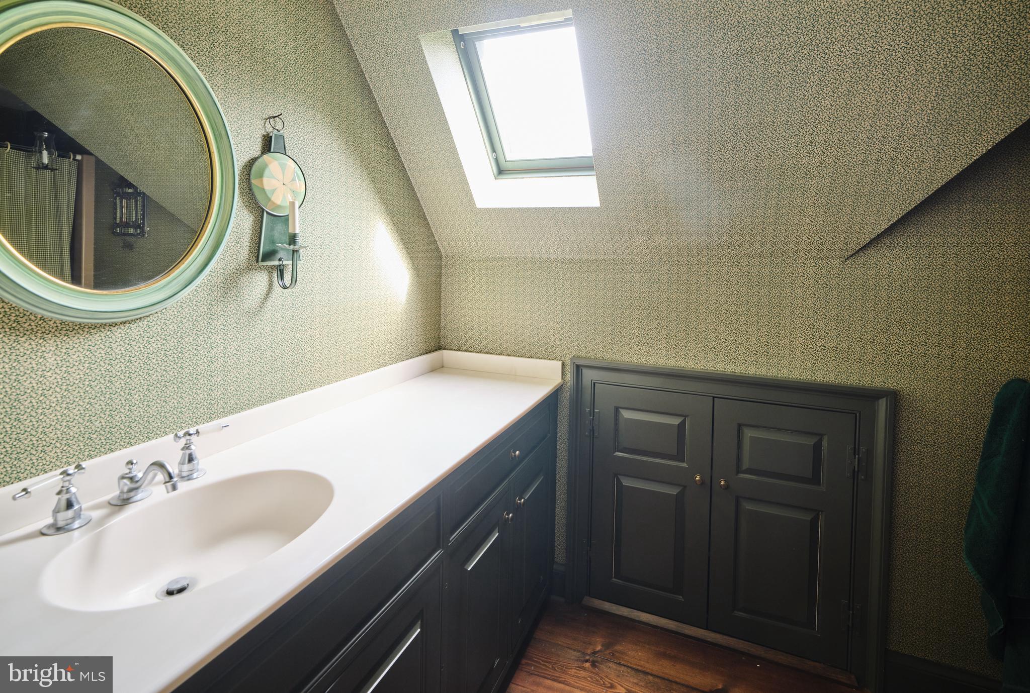 6049 PIDCOCK CREEK ROAD