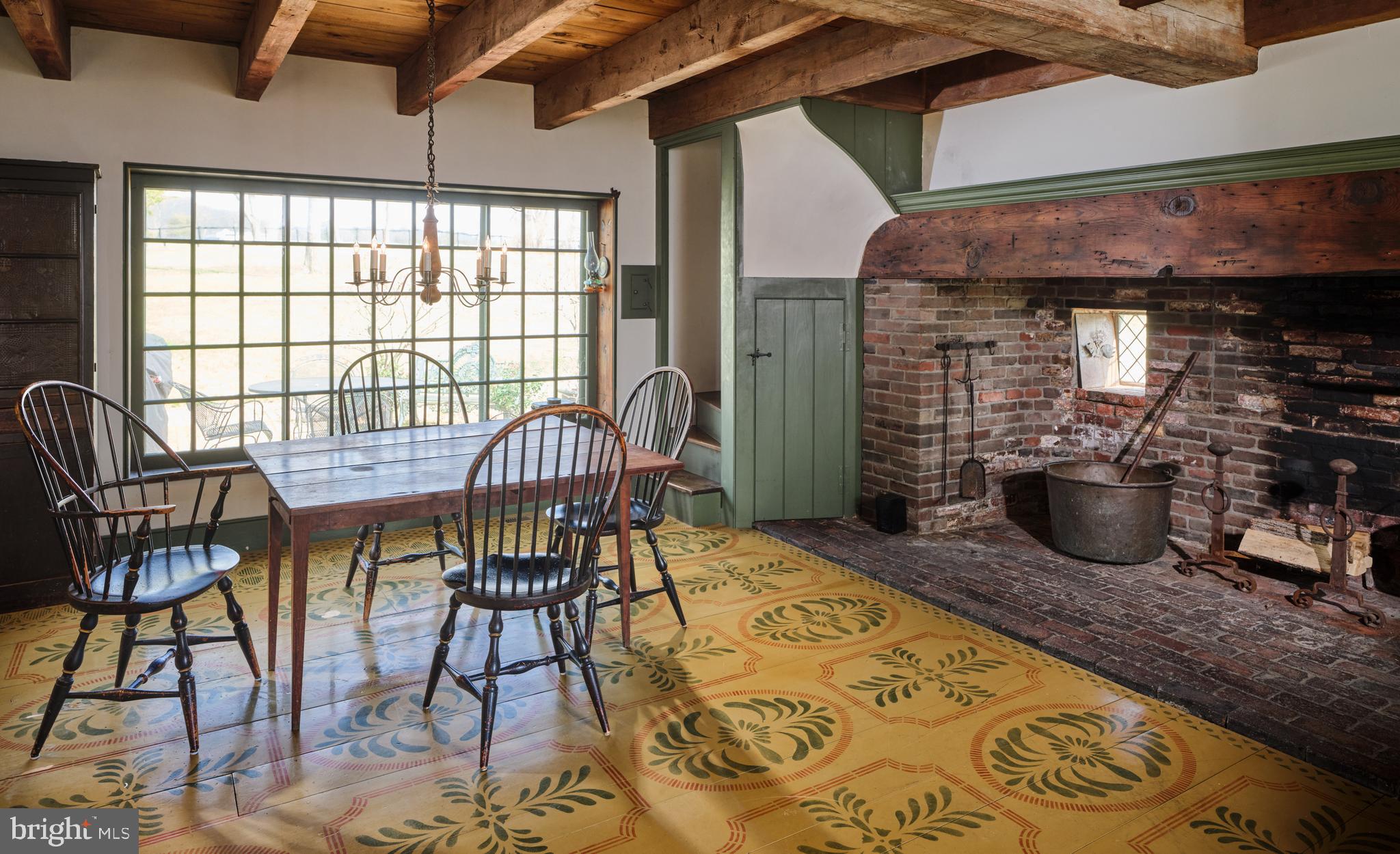 6049 PIDCOCK CREEK ROAD