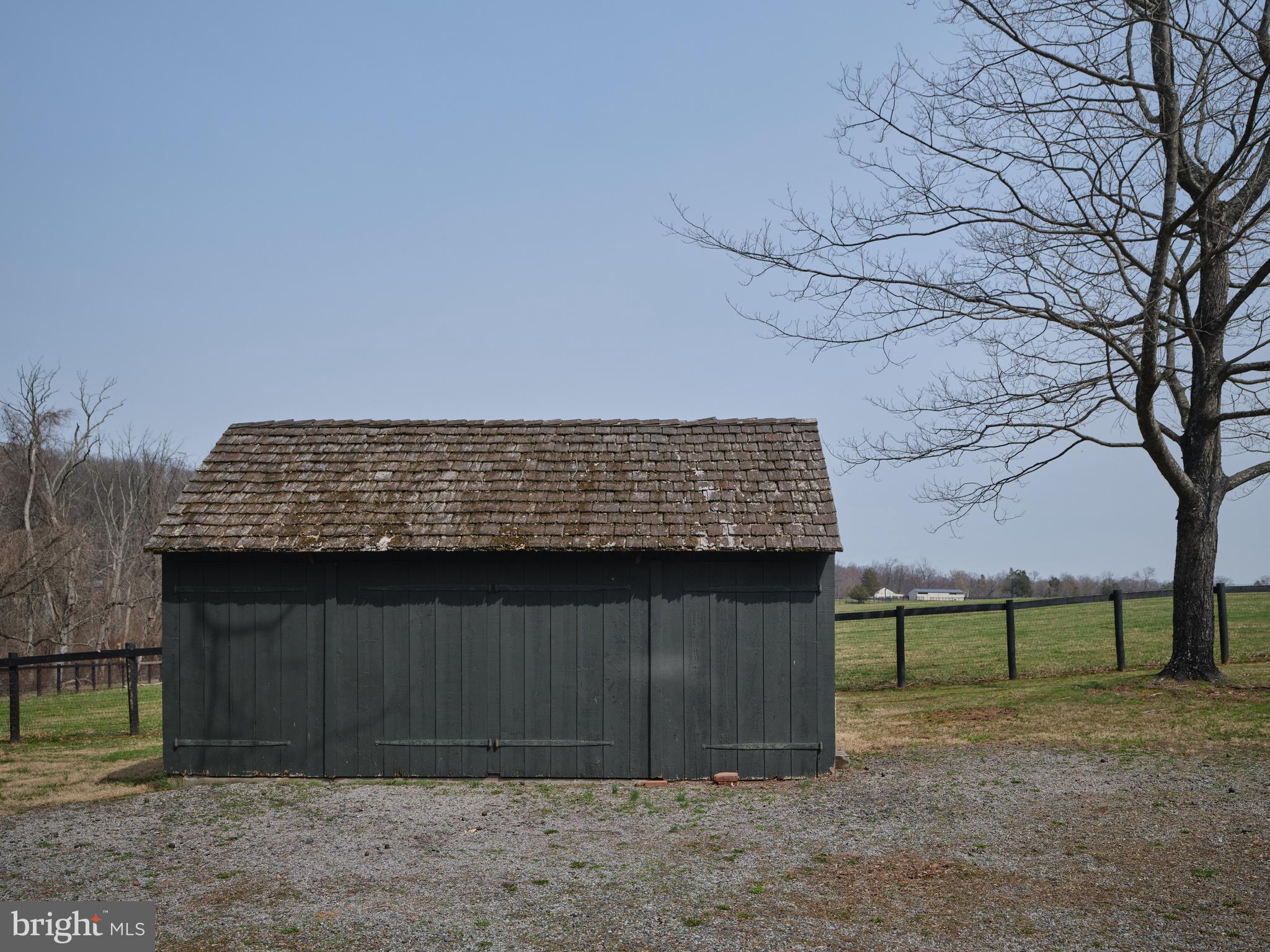 6049 PIDCOCK CREEK ROAD