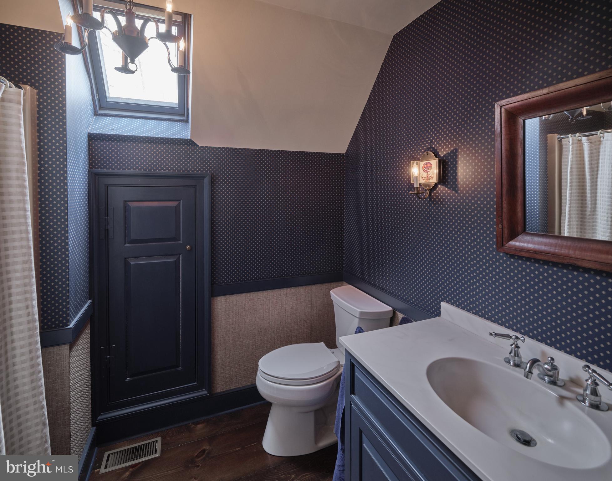 6049 PIDCOCK CREEK ROAD