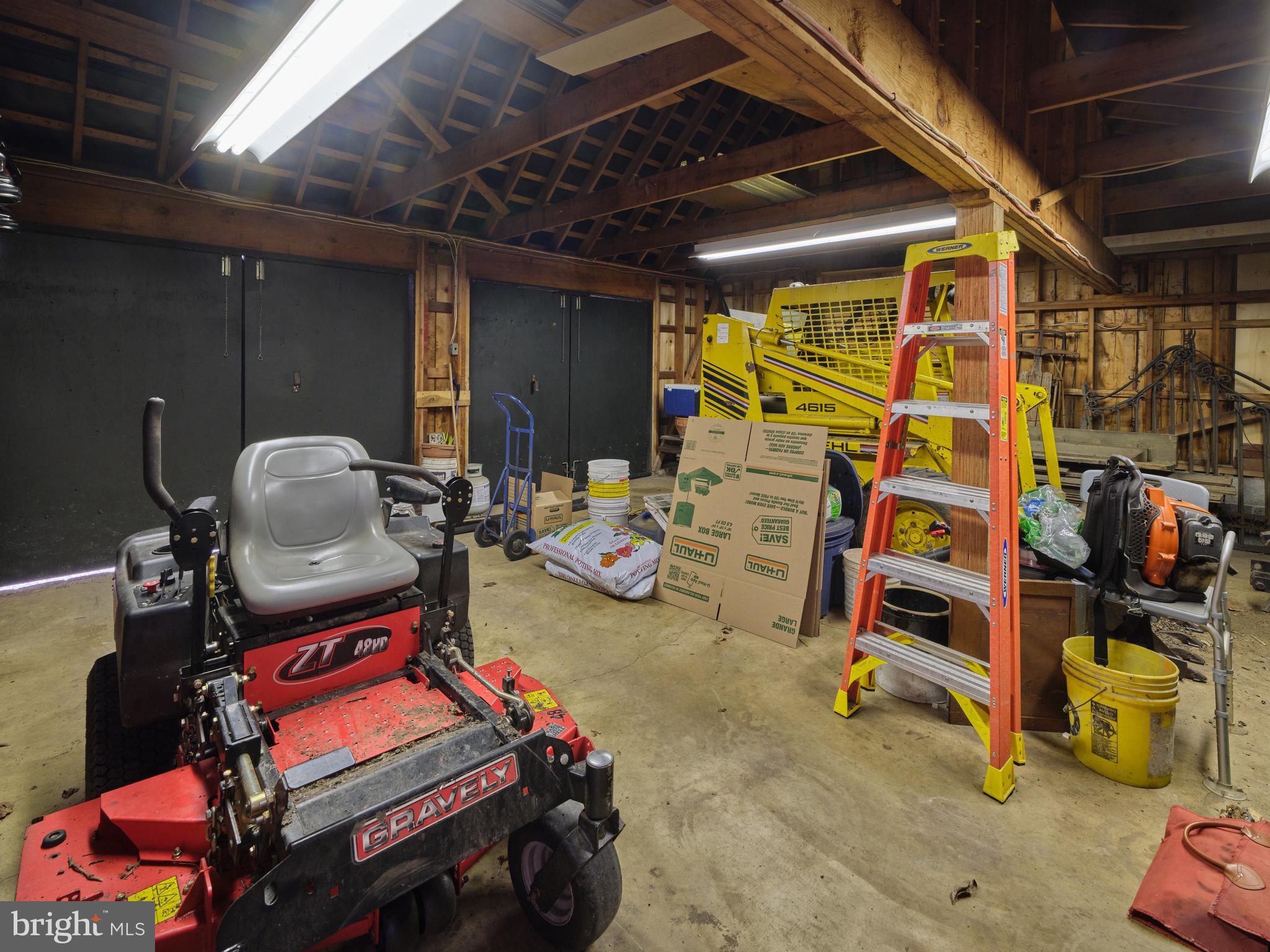 6049 PIDCOCK CREEK ROAD