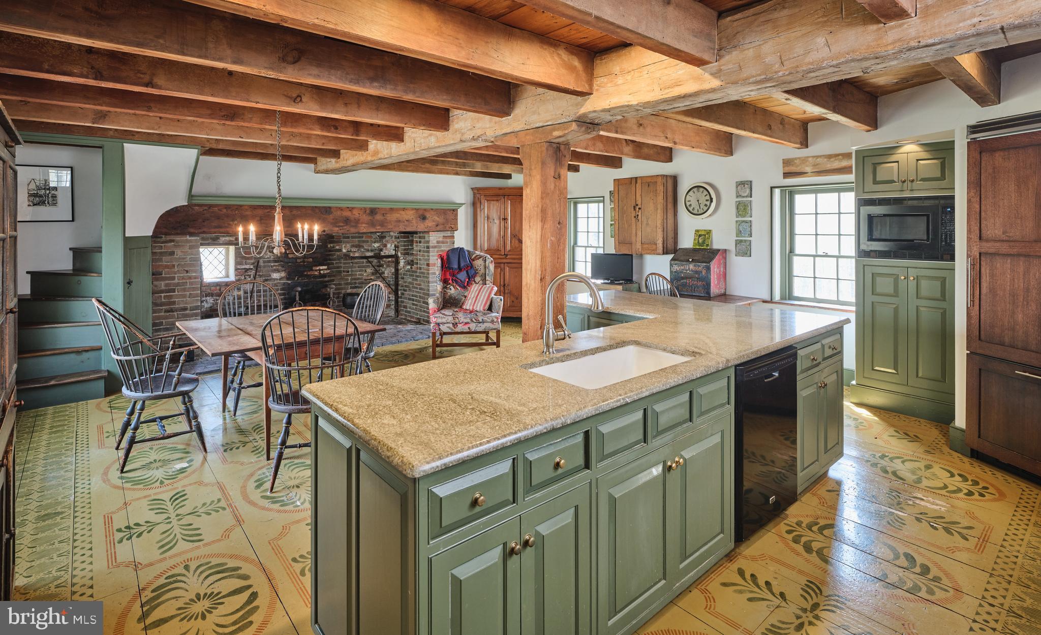 6049 PIDCOCK CREEK ROAD