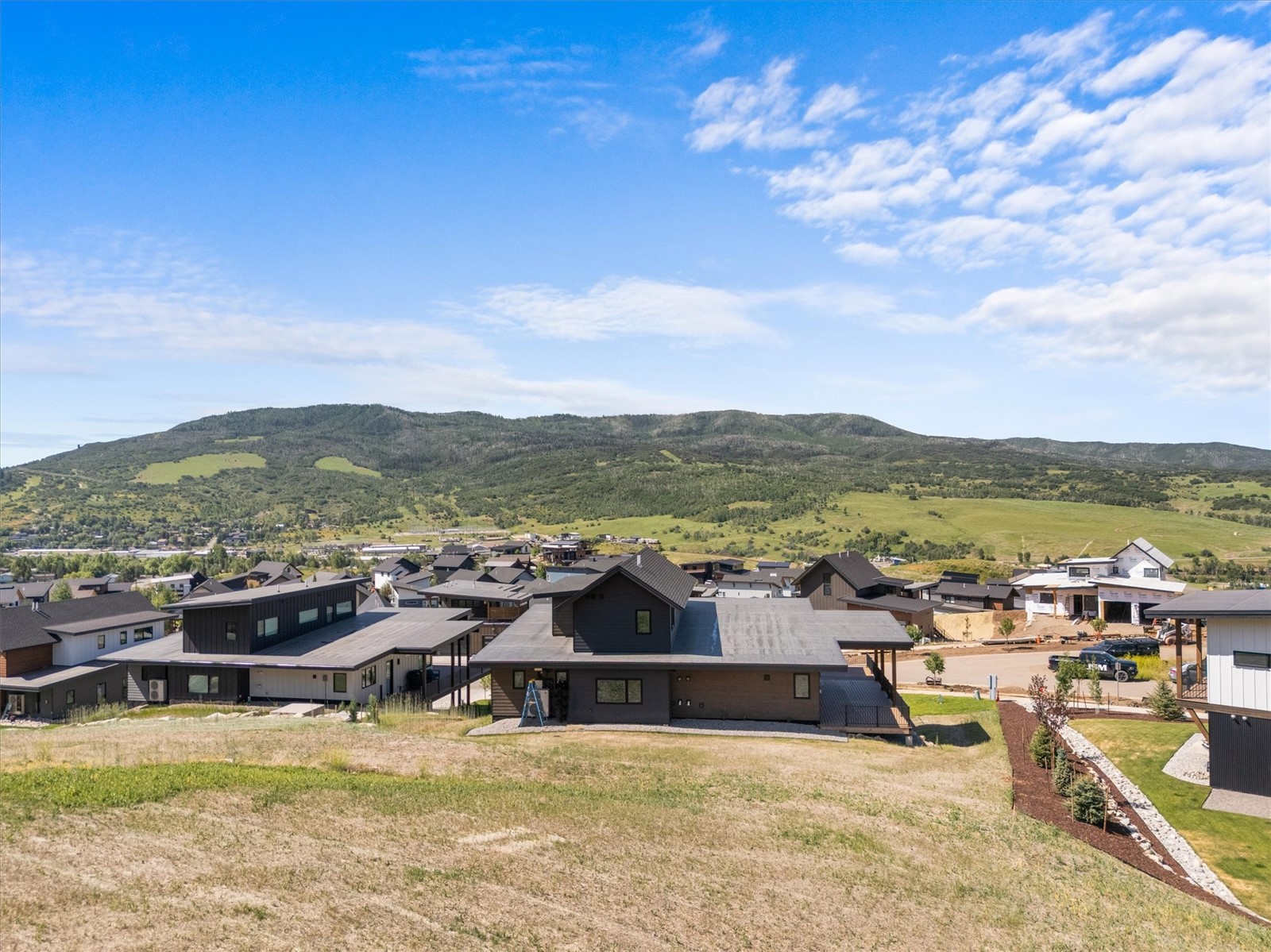 2040 Sunlight DRIVE