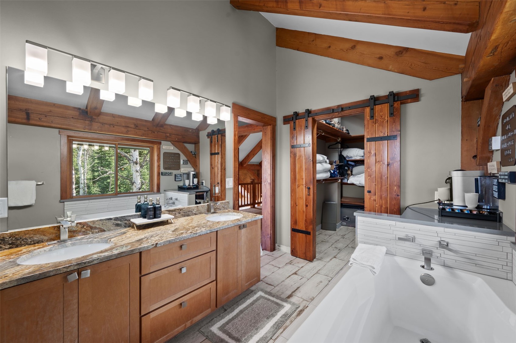 27925 Echo Valley LANE