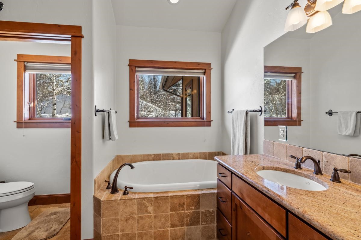 1465 Blue Sage DRIVE -