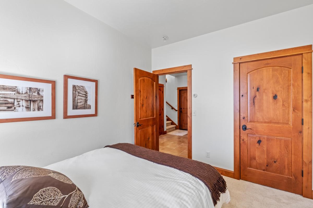 1465 Blue Sage DRIVE -