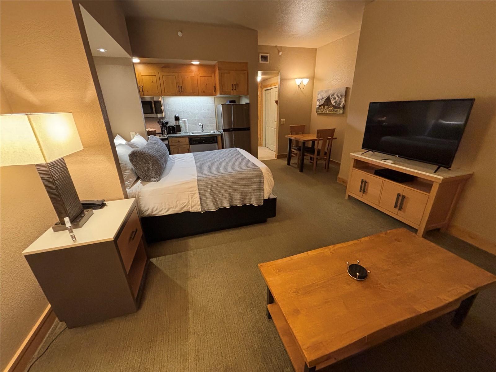 2300 Mt Werner CIRCLE 558