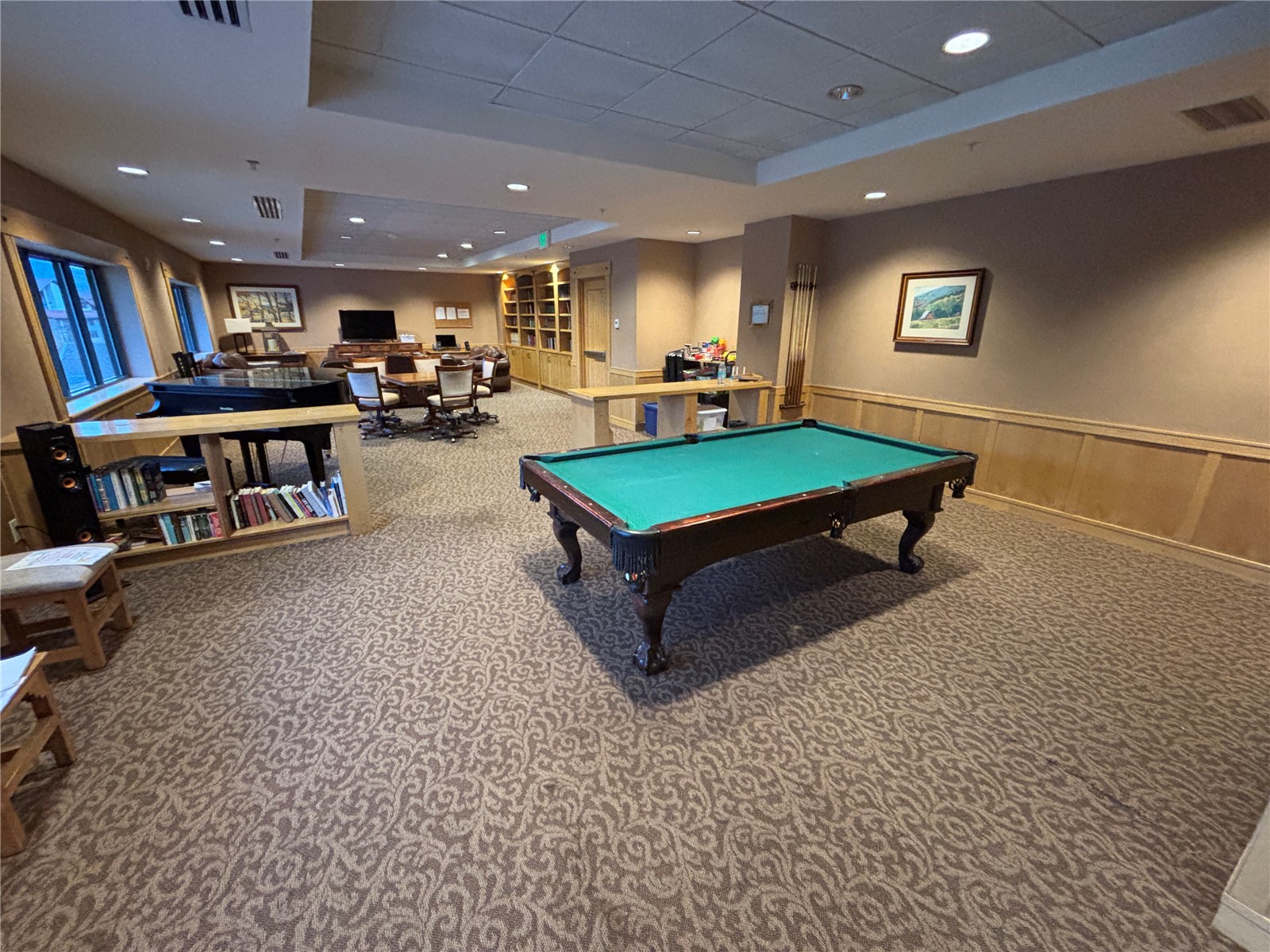 2300 Mt Werner CIRCLE 558