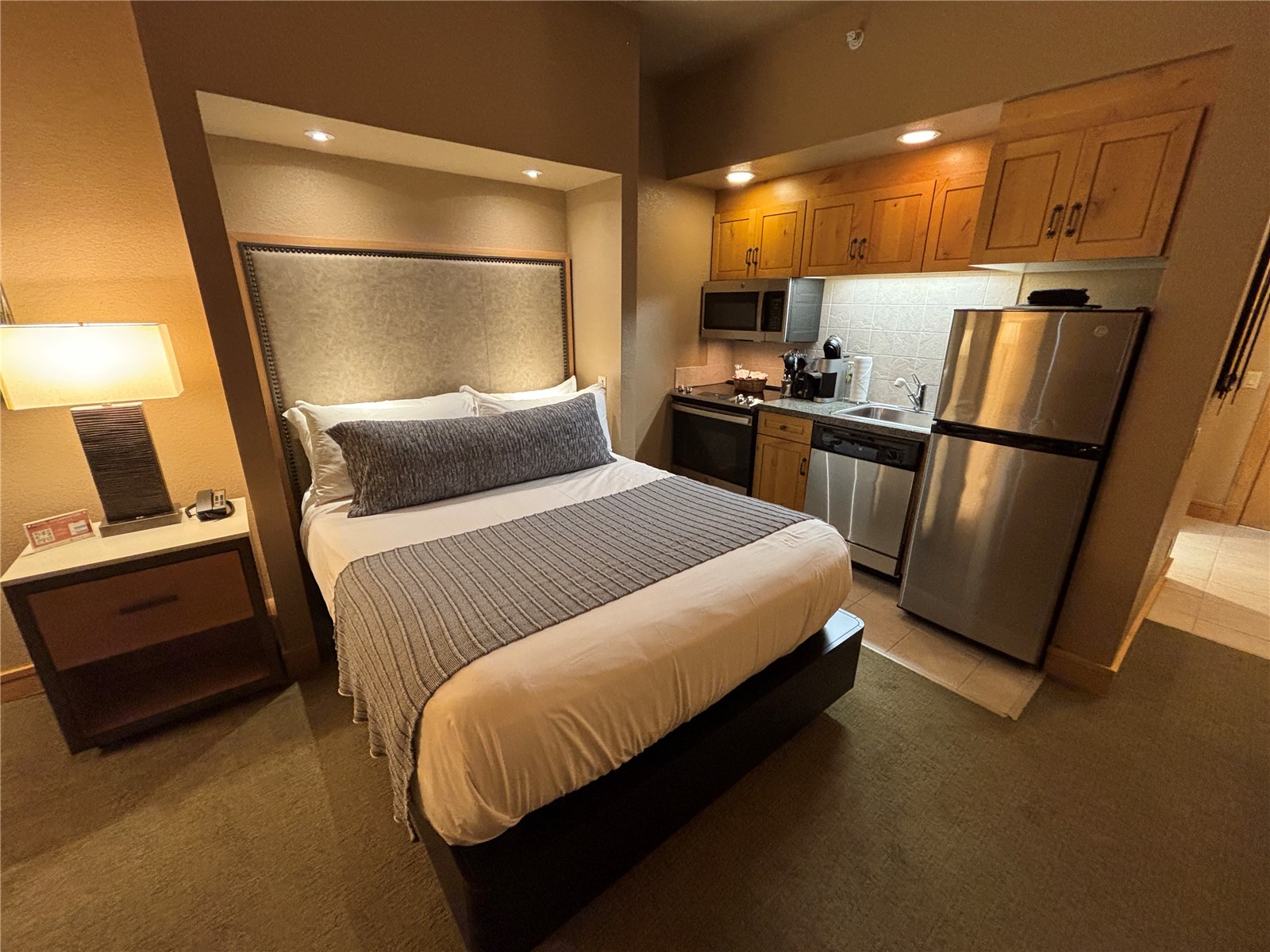 2300 Mt Werner CIRCLE 558