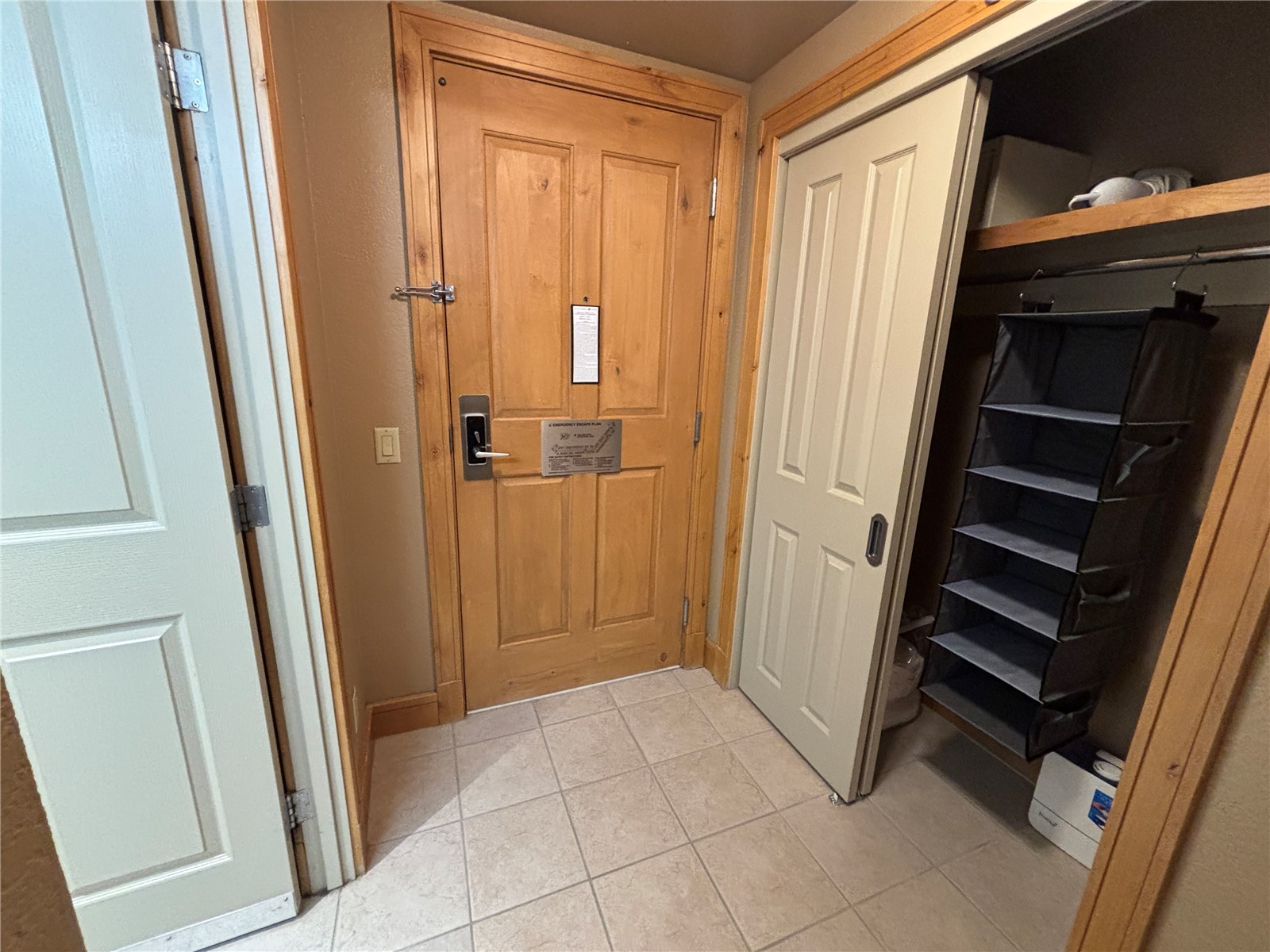 2300 Mt Werner CIRCLE 558